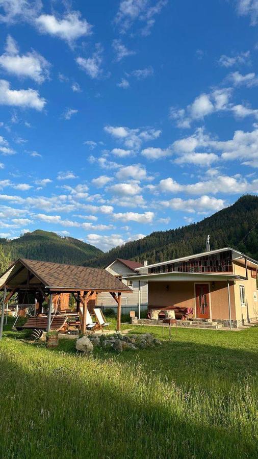 Затишний Будиночок Біля Річки Krivorovnya Exterior foto